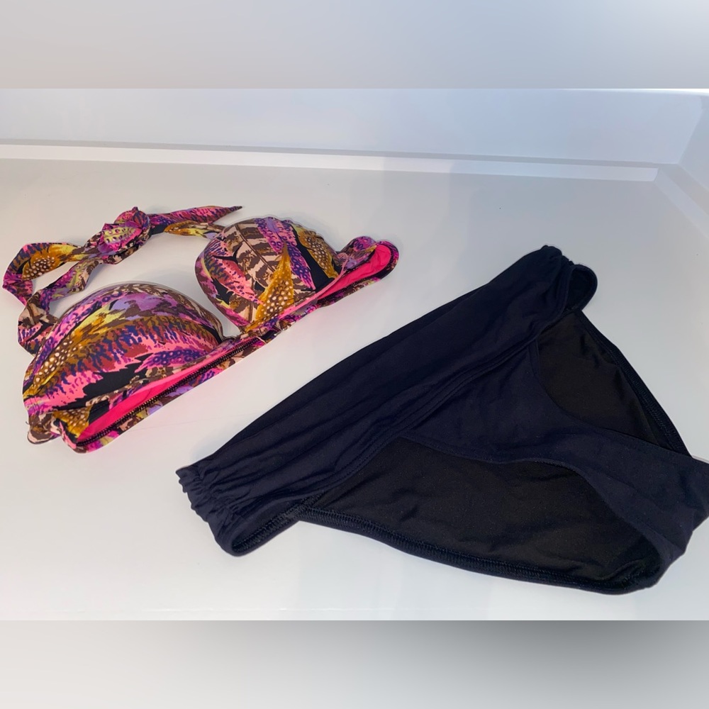 Victoria’s Secret | Halter Bikini Swimsuit - Size S